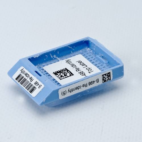 0.25 in H x 0.75 in W Label L494
