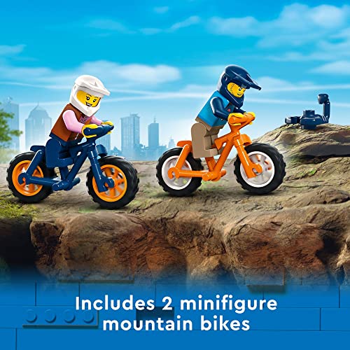 4x4 Off-Roader Building Toy with Monster Truck Style Car and Mountain Bikes O5300
